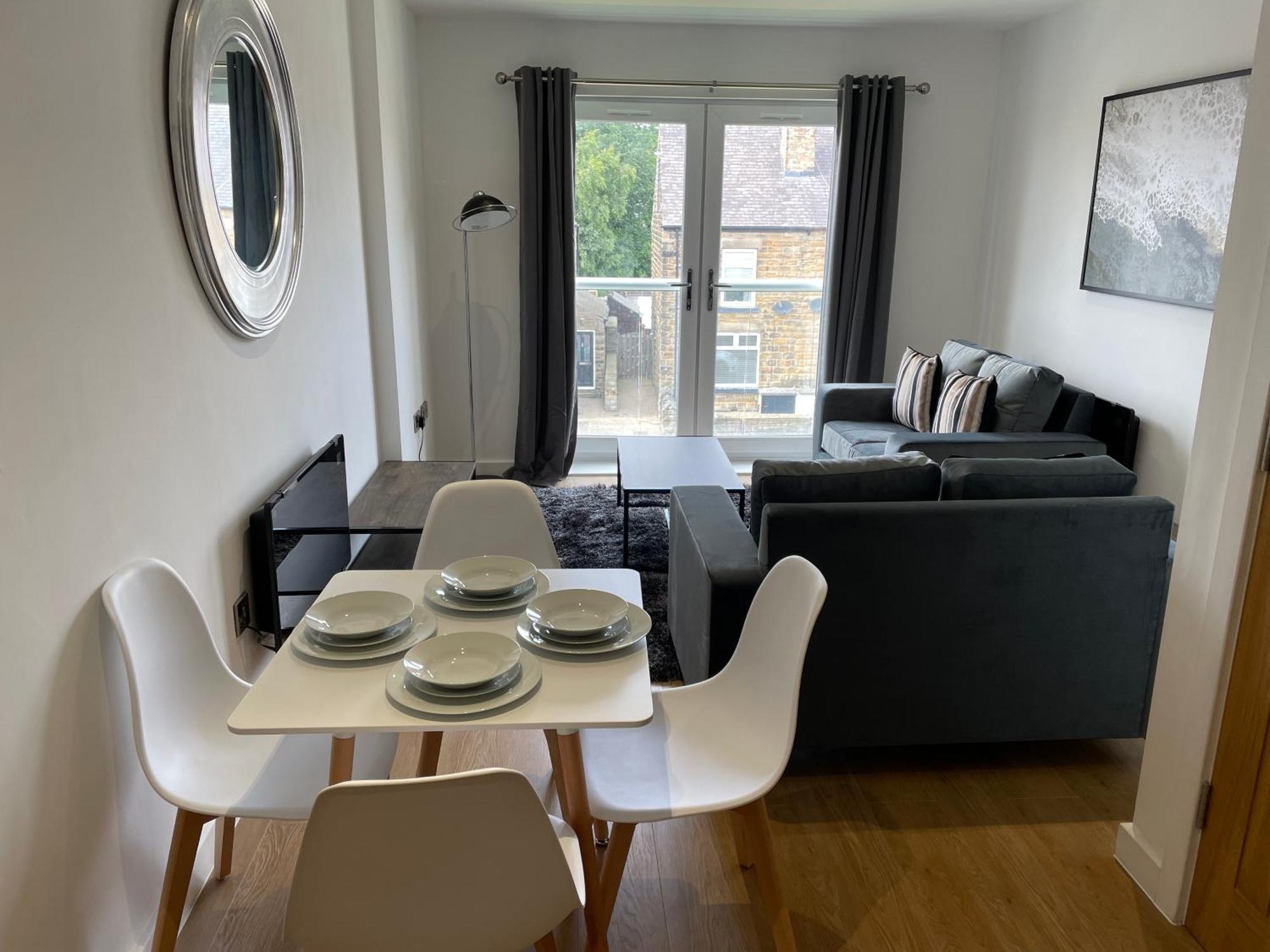 Stylish And Modern 2Br Apartment With Parking Sheffield Esterno foto