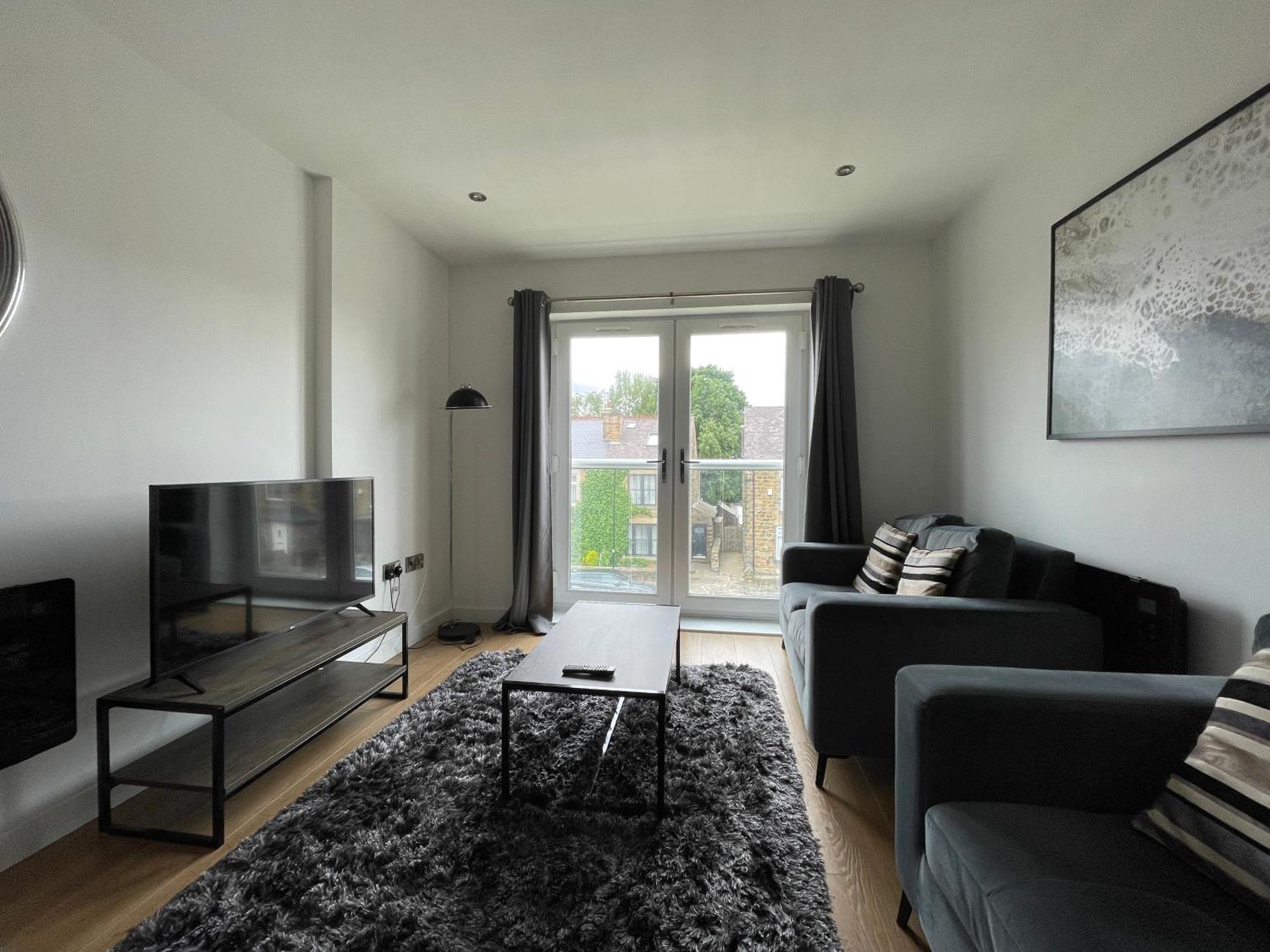 Stylish And Modern 2Br Apartment With Parking Sheffield Esterno foto