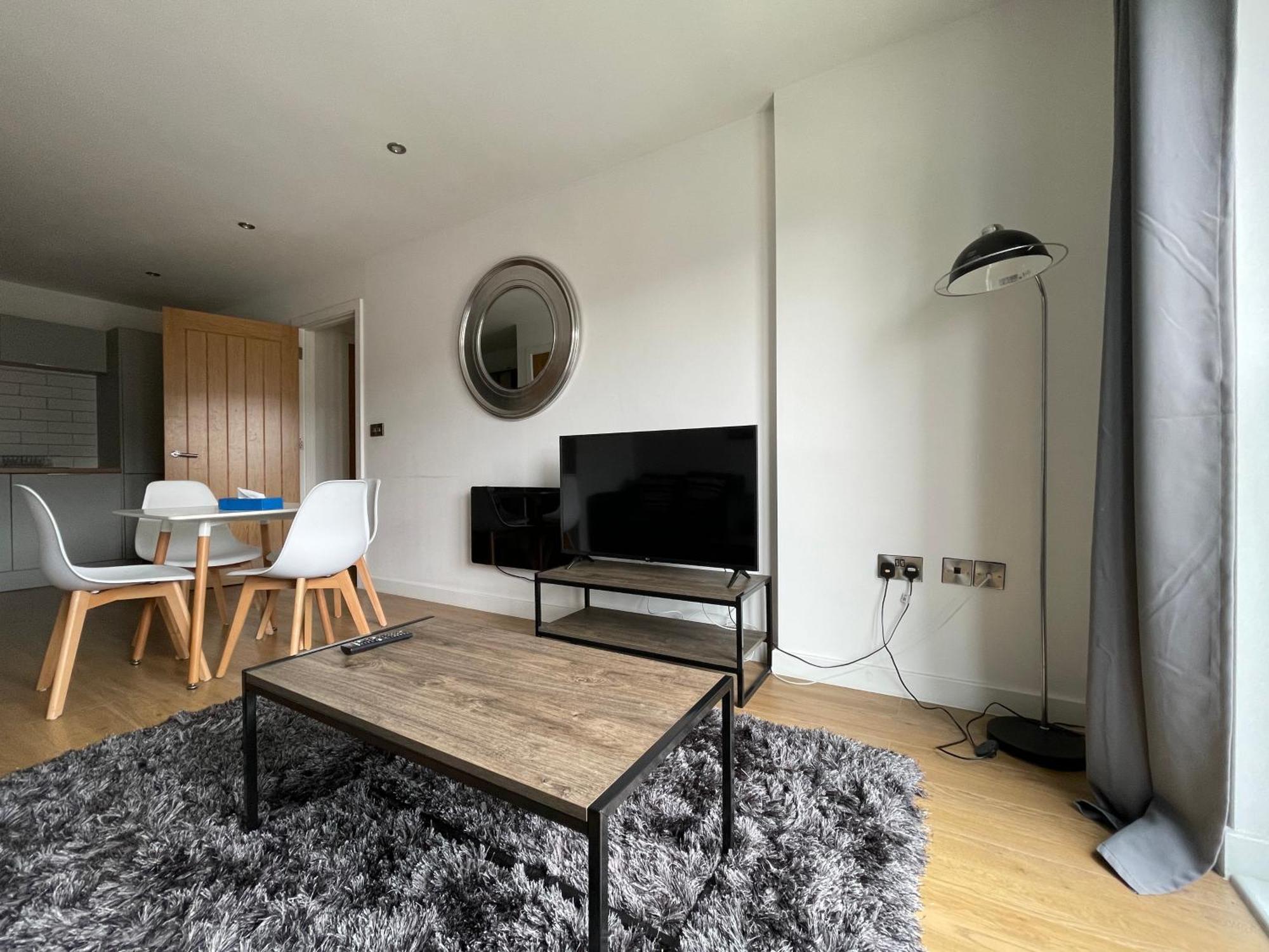 Stylish And Modern 2Br Apartment With Parking Sheffield Esterno foto